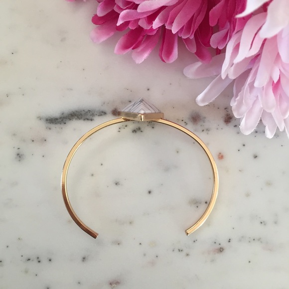 🆑 "Olivia" Bracelet || White Marble Triangle Cuff - Picture 3 of 7